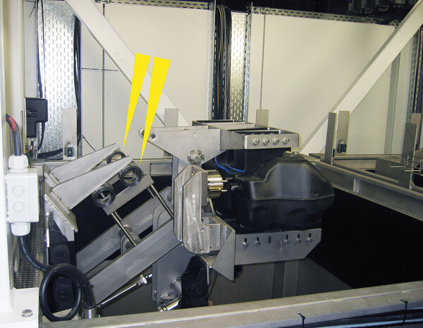 Eindpositie demping voor hydraulische cilinders in testsyst...